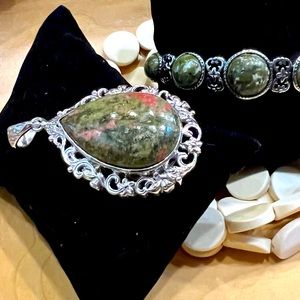 Unakite pendant with matching bolo bracelet platinum over copper